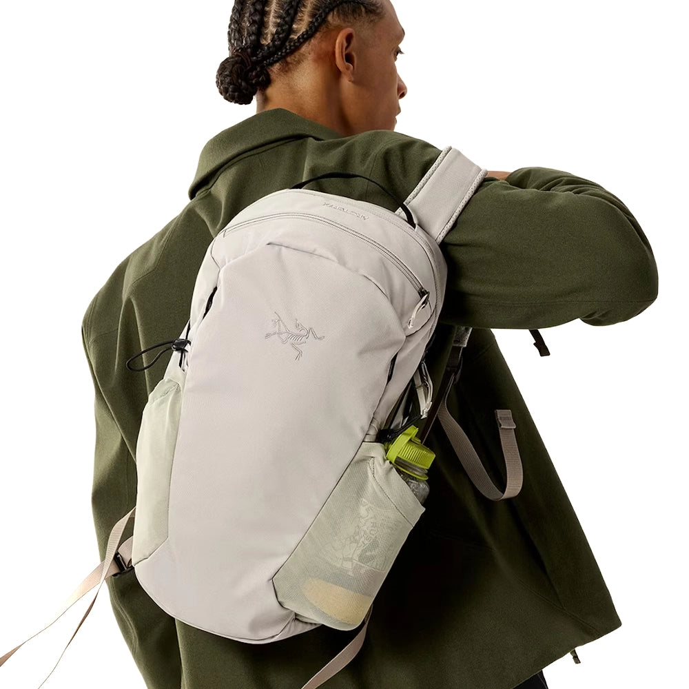 Arc'teryx Mantis 16L Backpack Rune | Recycled Daypack | UK – The
