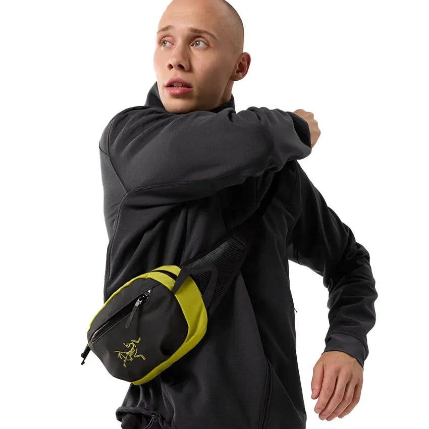 Arc'teryx - Arro Waistpack - Lampyre – The Brokedown Palace Ltd. Arc'teryx - Arro Waistpack - Lampyre – The Brokedown Palace Ltd.