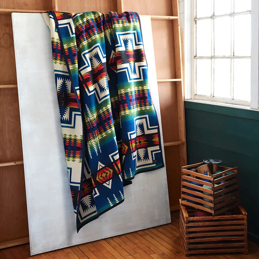 Pendleton Harding Robe Pendleton - Jacquard Harding Blanket Robe - Century Harding – The ...