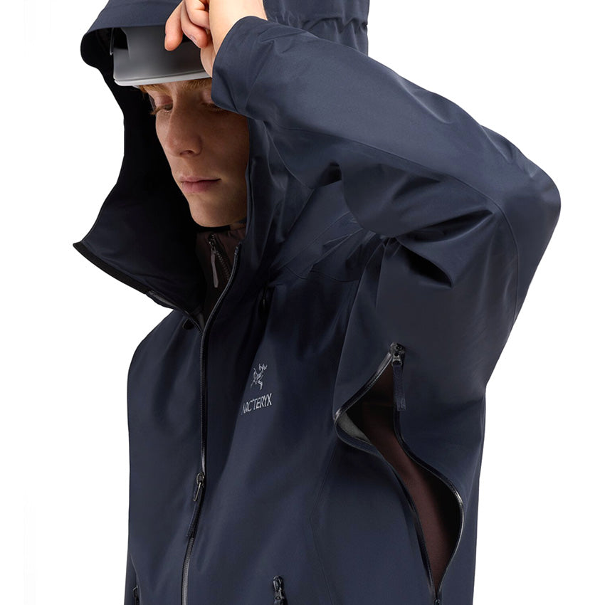 Arc'teryx Men's Beta LT Jacket Black Sapphire – The Brokedown Palace