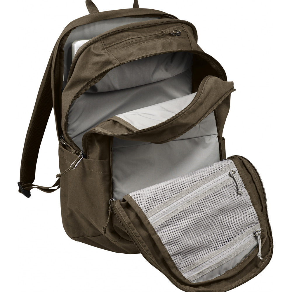 Fjallraven Raven 20 Dark Olive Fjallraven Raven 28 Dark Olive